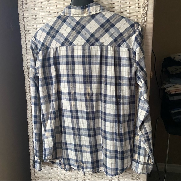 Plaid shirt women size xsmall - Picture 4 of 9